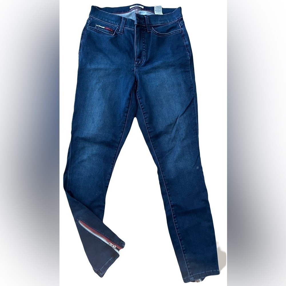 Tommy Hilfiger High rise curvy skinny jeans with zipper detail on the bottom 4